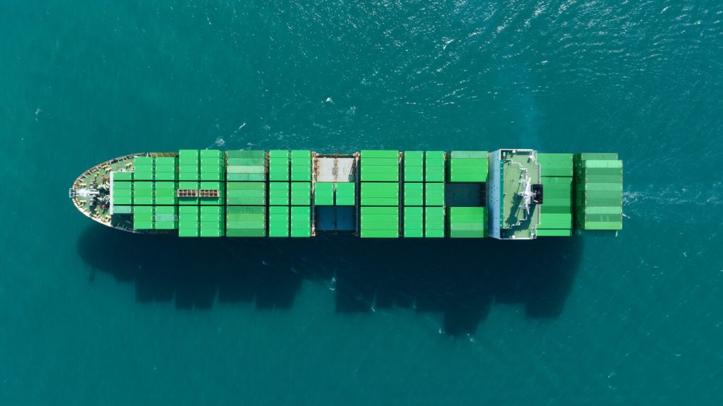 normativas medioambientales 2025 en el sector logisitco